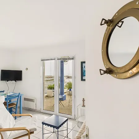 Vue - Terrasse - 2 Adultes Et 2 Enfants *